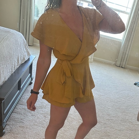 The impeccable pig open back romper size M - Picture 1 of 6
